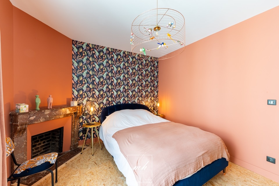 Rénovation de la chambre à coucher au sein d'un duplex situé à Mers-les-Bains par MH DECO
