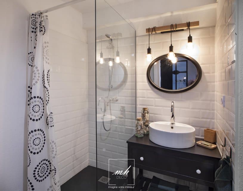 Rénovation de la salle de bain d'un appartement situé à Sète pensé par MH DECO