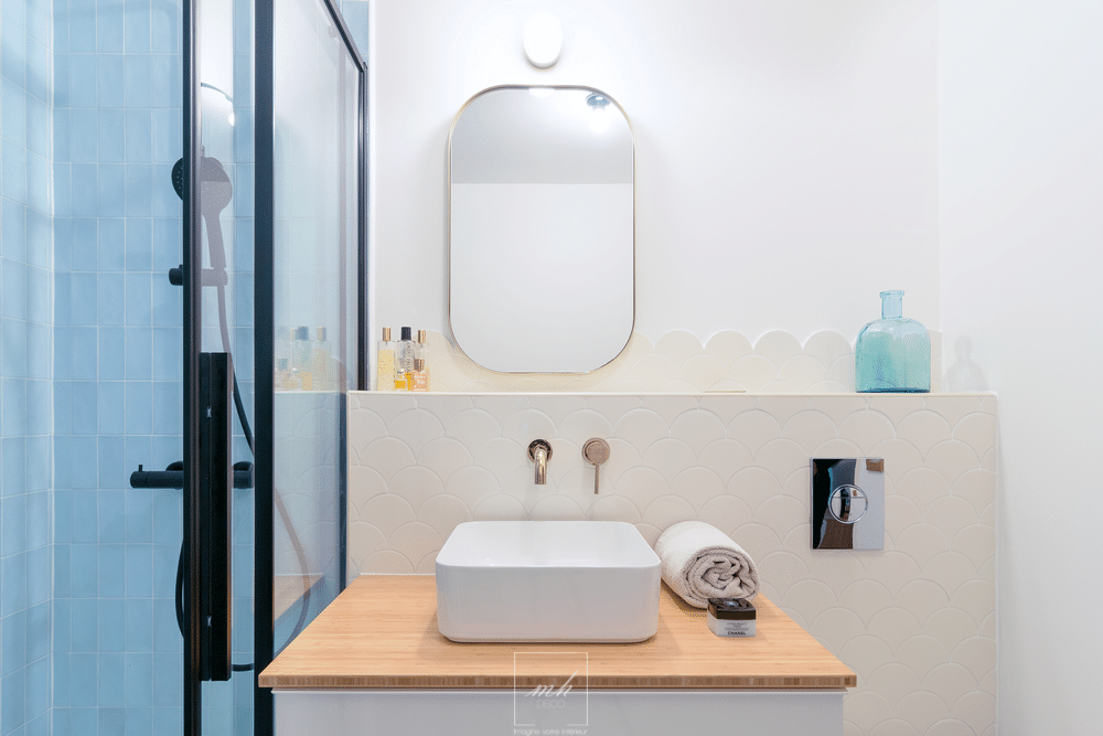 Transformation de la salle de bain au sein d'une maison située à Bordeaux par MH DECO