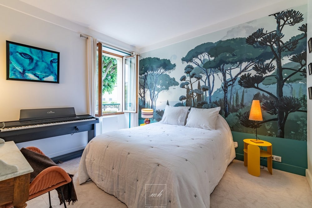 Modernisation de la chambre à coucher au sein d'un appartement situé à Rueil Malmaison pensé par MH DECO