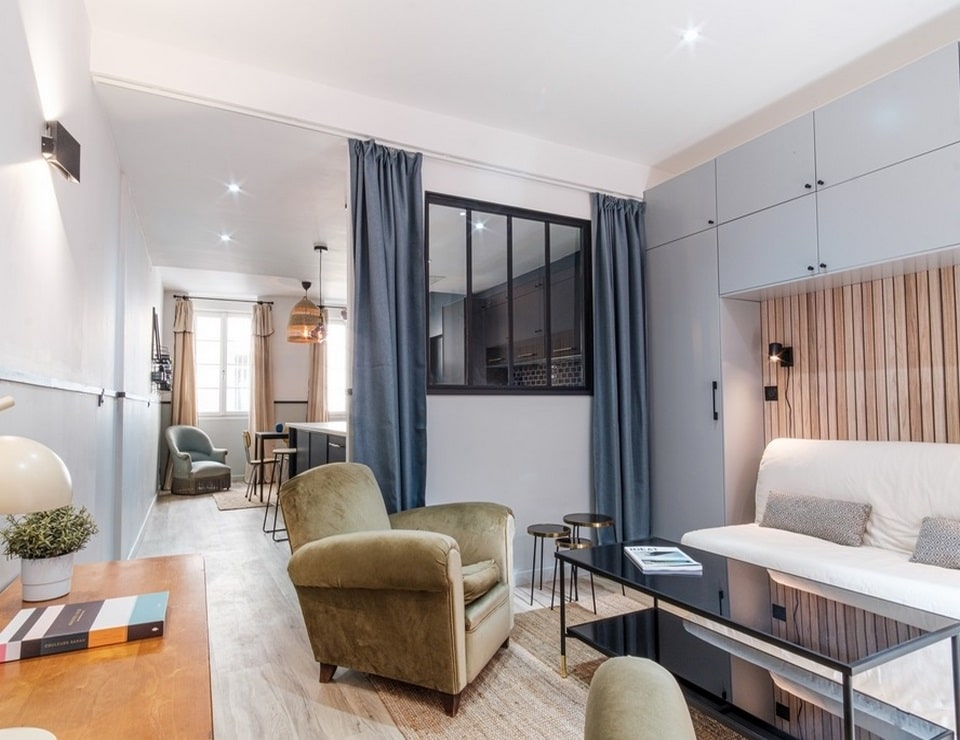 Fusion de deux studios en un appartement à Bordeaux Saint-Michel par Nadine Durand, architecte d'intérieur MH DECO